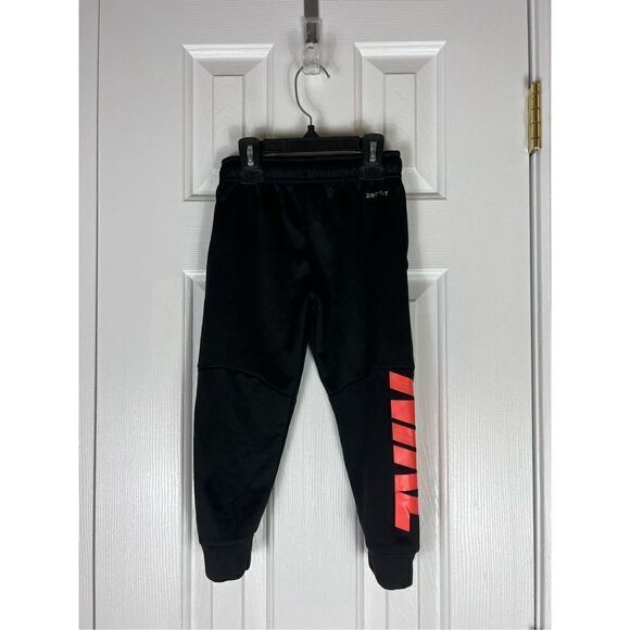 Nike Childs Black Joggers Size 4 - Picture 2 of 3